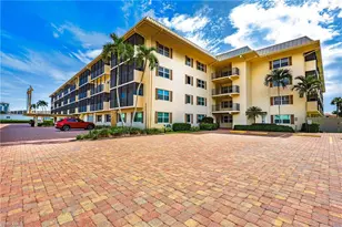 3200 Gulf Shore Blvd N, Naples, FL 34103 - Photo 7