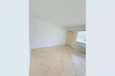 3250 10th St N #B2, Naples, FL 34103 - Photo 25