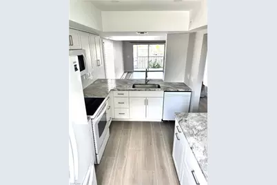 18068 San Carlos Blvd #516, Fort Myers Beach, FL 33931 - Photo 3