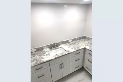 18068 San Carlos Blvd #516, Fort Myers Beach, FL 33931 - Photo 5