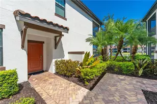15145 Palmer Lake Cir, Naples, FL 34109 - Photo 3