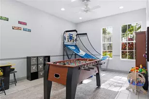 1425 Mariposa Cir, Naples, FL 34105 - Photo 43