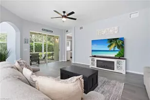 1425 Mariposa Cir, Naples, FL 34105 - Photo 9