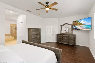 16560 Goldenrod Ln #201, Alva, FL 33920 - Photo 13