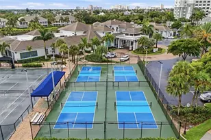 285 Grande Way, Naples, FL 34110 - Photo 47