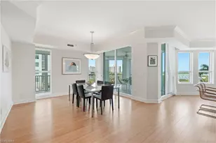 285 Grande Way, Naples, FL 34110 - Photo 3