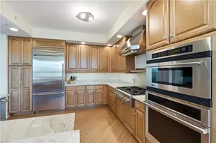 285 Grande Way, Naples, FL 34110 - Photo 13