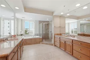 285 Grande Way, Naples, FL 34110 - Photo 21