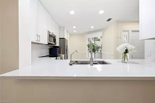 506 Courtside Dr, Naples, FL 34105 - Photo 5