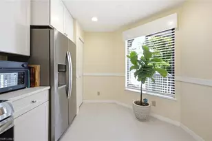 506 Courtside Dr, Naples, FL 34105 - Photo 7