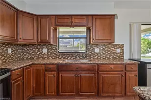 1720 SW 1st Ave, Cape Coral, FL 33991 - Photo 15