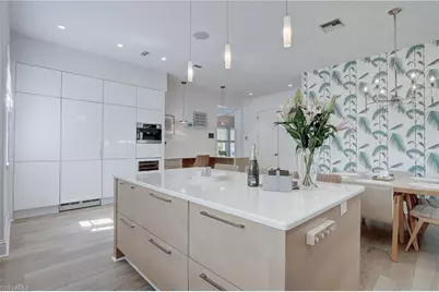 687 9th Ave S, Naples, FL 34102 - Photo 21
