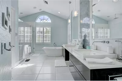 687 9th Ave S, Naples, FL 34102 - Photo 11
