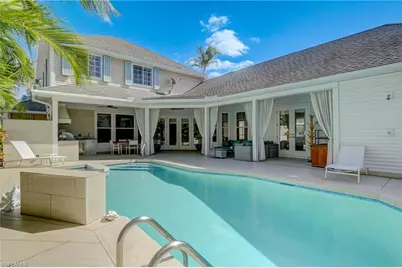 687 9th Ave S, Naples, FL 34102 - Photo 3