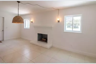 5332 Myrtle Ln, Naples, FL 34113 - Photo 5