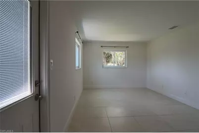 5332 Myrtle Ln, Naples, FL 34113 - Photo 13