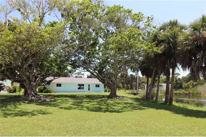 5332 Myrtle Ln, Naples, FL 34113 - Photo 3