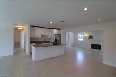 5332 Myrtle Ln, Naples, FL 34113 - Photo 9