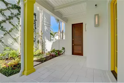 942 9th Ave S, Naples, FL 34102 - Photo 3