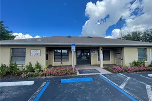 5325 Summerlin Rd, Fort Myers, FL 33919 - Photo 13