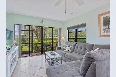 27 Greenbrier St #109, Marco Island, FL 34145 - Photo 5