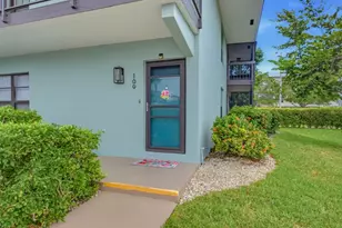 27 Greenbrier St, Marco Island, FL 34145 - Photo 3