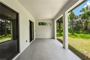 1061 20th Ave NE, Naples, FL 34120 - Photo 27