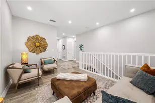 233 Indies Dr E, Naples, FL 34114 - Photo 19