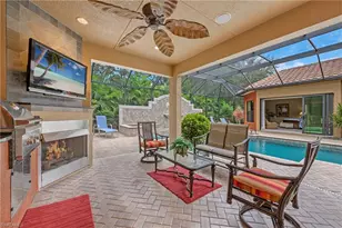 967 Tivoli Dr, Naples, FL 34104 - Photo 13