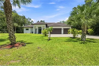 209 35th Ave NW, Naples, FL 34120 - Photo 3