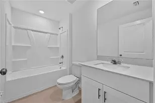 17101 Pompeii Wy, North Fort Myers, FL 33917 - Photo 19