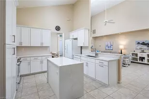 8900 Ventura Way, Naples, FL 34109 - Photo 13