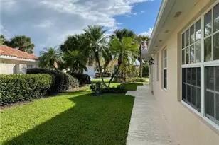 3139 Andorra Ct, Naples, FL 34109 - Photo 5