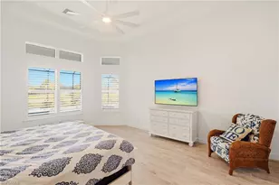 11420 Canal Grande Dr, Fort Myers, FL 33913 - Photo 27