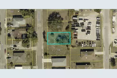 2045 Jaylen Watkins St, Fort Myers, FL 33916 - Photo 3