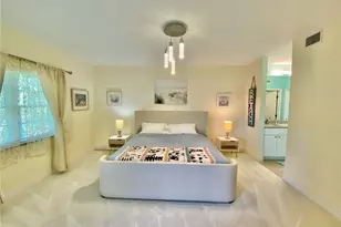 230 Sugar Pine Ln, Naples, FL 34108 - Photo 3