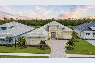 14338 Laguna Springs Ln, Naples, FL 34114 - Photo 3