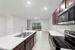 15381 Wildflower Cir, Naples, FL 34119 - Photo 3