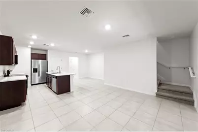 15381 Wildflower Cir, Naples, FL 34119 - Photo 9