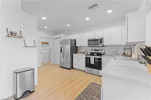 8217 Parkstone Pl, Naples, FL 34120 - Photo 19