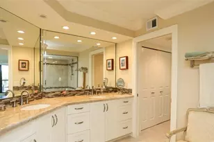 4551 Gulf Shore Blvd N, Naples, FL 34103 - Photo 27