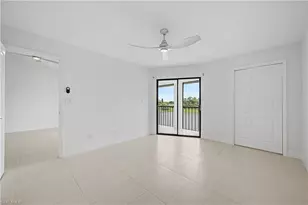 400 Fox Haven Dr, Naples, FL 34104 - Photo 13