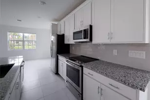 26310 Coco Cay Cir, Bonita Springs, FL 34135 - Photo 3