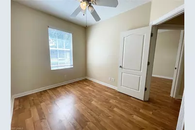 5325 Cove Cir, Naples, FL 34119 - Photo 13
