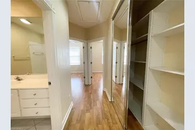 5325 Cove Cir, Naples, FL 34119 - Photo 11