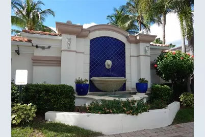 5325 Cove Cir, Naples, FL 34119 - Photo 1