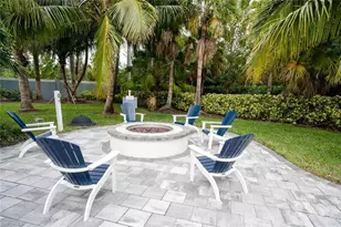 2309 Ariane Dr, Naples, FL 34112 - Photo 25