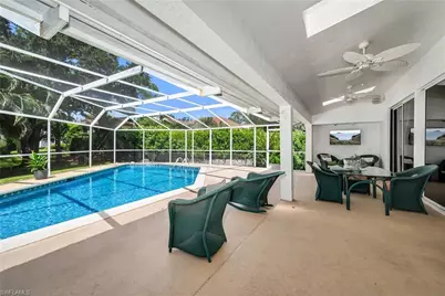 7558 Cordoba Cir, Naples, FL 34109 - Photo 15
