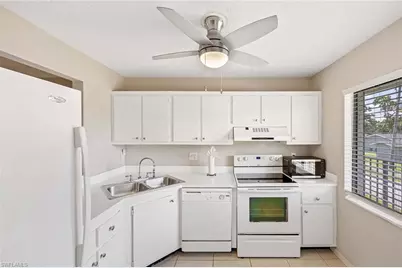 1101 Rosemary Ct #A205, Naples, FL 34103 - Photo 9