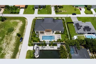 3121 SW 16th Pl, Cape Coral, FL 33914 - Photo 7